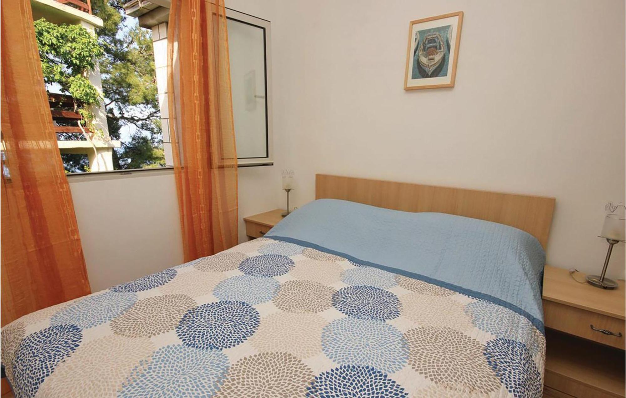 Cozy Apartment In Prigradica With House Sea View Exterior foto